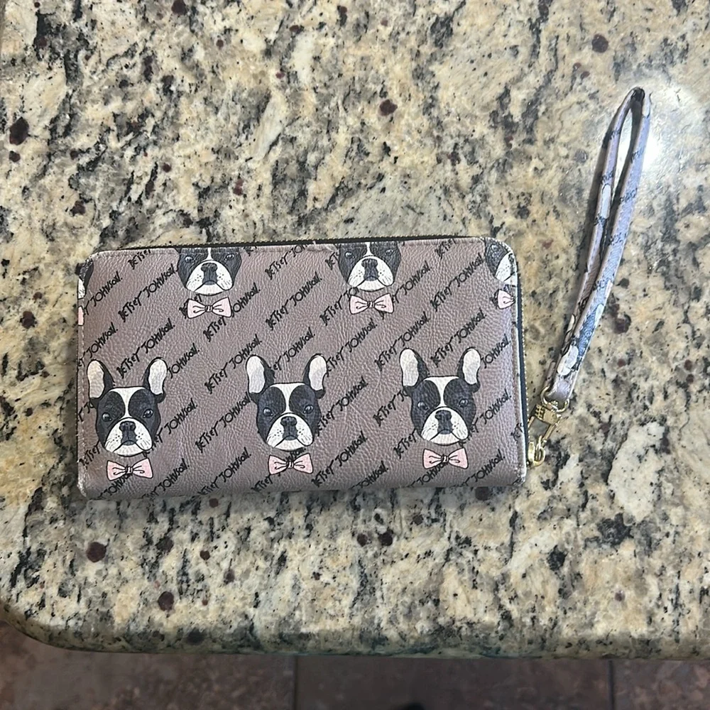 Betsey Johnson French bulldog wristlet - Picture 2 of 3